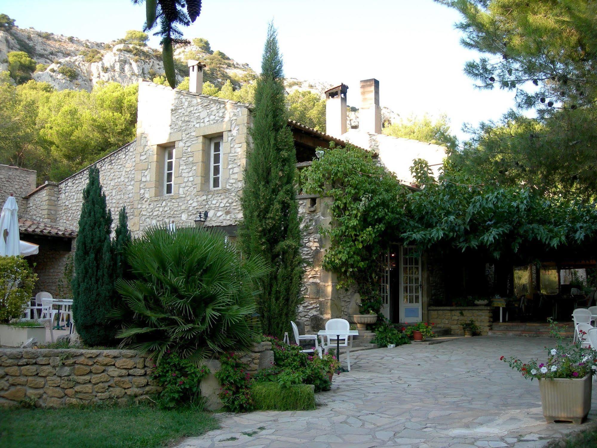סלון-דה-פרובנס Best Western Domaine De Roquerousse מראה חיצוני תמונה