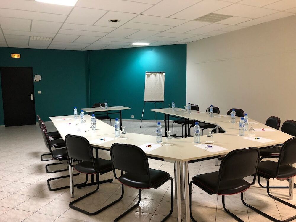 סלון-דה-פרובנס Best Western Domaine De Roquerousse מראה חיצוני תמונה